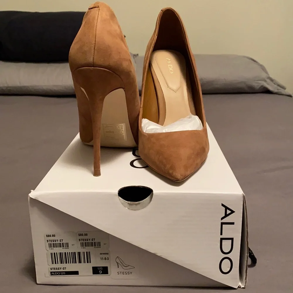 Aldo Pumps - Picture 1 of 3